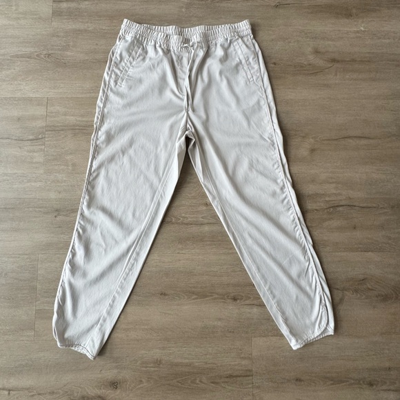 J. Jill Drawstring Moonbeam Curve Hem Ankle Pants Lyocell Cotton SZ M Spring - Picture 2 of 9